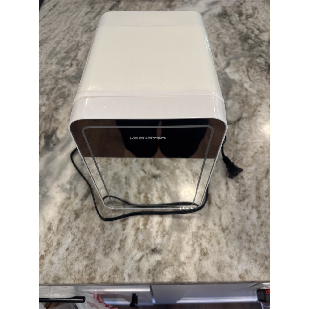Keenstar KM-16 6 Can Mini Fridge White With Mirrored Front